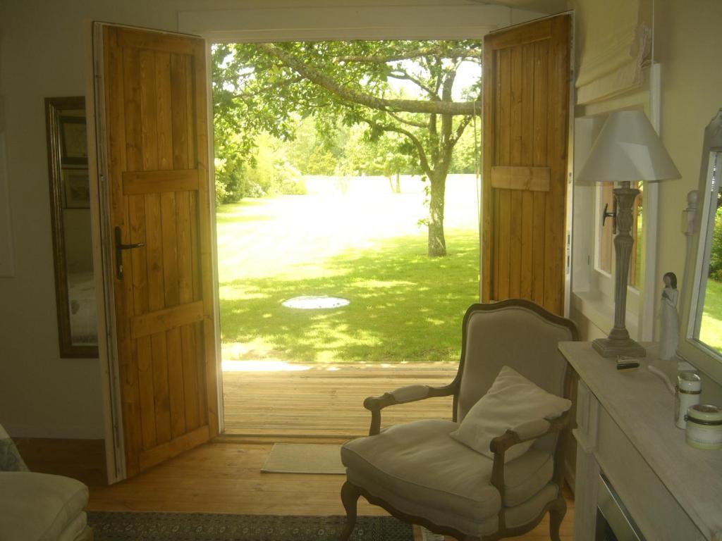 L'Oisette Bed and Breakfast Epiniac Exteriör bild