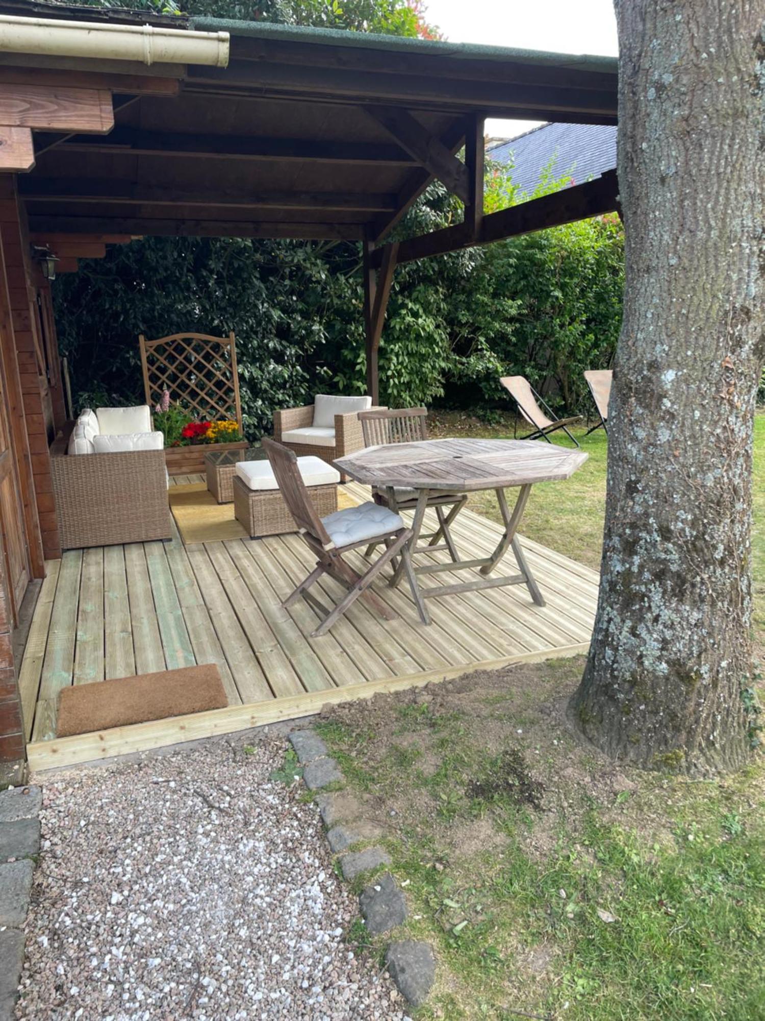 L'Oisette Bed and Breakfast Epiniac Exteriör bild